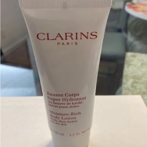 CLARINS Body cream.